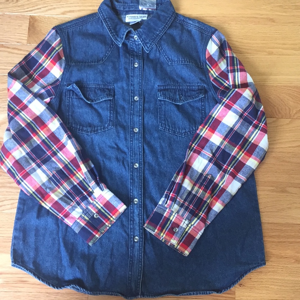 Women’s denim shirt with flannel sleeves